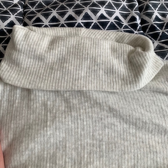 [NWOT] Maurices Cozy Cowl Neck Tunic Babydoll Top - Picture 4 of 8